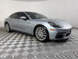 2019 Porsche Panamera with Silver Exterior
