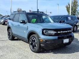2024 Ford Bronco Sport with Azure Gray Metallic Tri-Coat Exterior