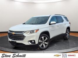 2020 Chevrolet Traverse with Summit White Exterior