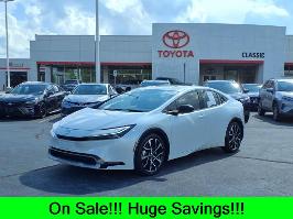 2024 Toyota Prius Prime with Wind Chill Pearl Exterior