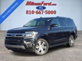 2024 Ford Expedition with Black Metallic Exterior