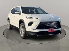 2025 Buick Enclave with Summit White Exterior