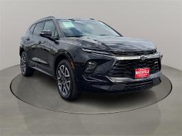 2025 Chevrolet Blazer with Black Exterior