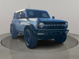 2024 Ford Bronco with Silver Metallic Exterior