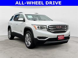 2019 GMC Acadia with White Frost Tricoat Exterior