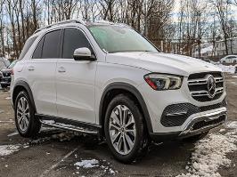 2020 Mercedes-Benz GLE with Polar White Exterior