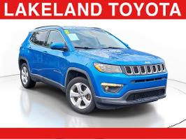 2018 Jeep Compass with Laser Blue Pearlcoat Exterior