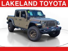 2020 Jeep Gladiator with Gator Clearcoat Exterior