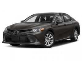 2018 Toyota Camry with silver Exterior