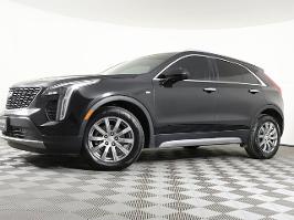 2020 Cadillac XT4 with Stellar Black Metallic Exterior