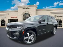 2024 Jeep Grand Cherokee 4Xe with Rocky Mountain Pearlcoat Exterior