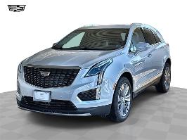 2025 Cadillac XT5 with Crystal White Tricoat Exterior