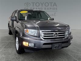 2014 Honda Ridgeline with Gray Exterior