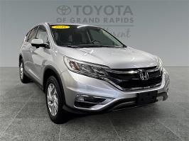 2016 Honda CR-V with silver Exterior