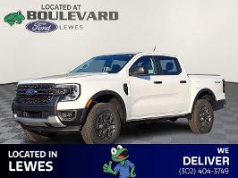 2025 Ford Ranger with Oxford White Exterior