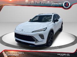 2025 Buick Envision with Summit White Exterior