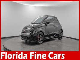 2013 FIAT 500 with Nero (Black) Exterior