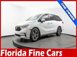 2022 Honda Odyssey with White Exterior