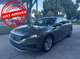 2020 Volkswagen Passat with Platinum Gray Metallic Exterior