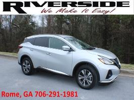 2023 Nissan Murano with Brilliant Silver Metallic Exterior