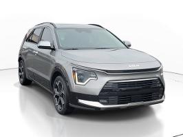 2025 Kia Niro with Steel Gray Exterior