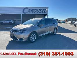 2018 Chrysler Pacifica with Silver Exterior