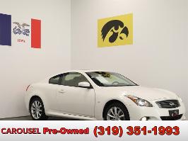 2014 INFINITI Q60 Coupe with Moonlight White Exterior