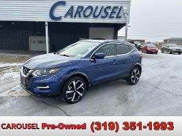 2022 Nissan Rogue Sport with Caspian Blue Exterior