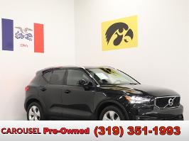 2021 Volvo XC40 with black Exterior