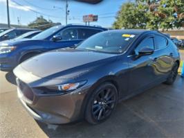 2020 Mazda Mazda3 Hatchback with Machine Gray Metallic Exterior