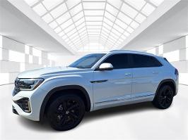 2024 Volkswagen Atlas Cross Sport with White Exterior