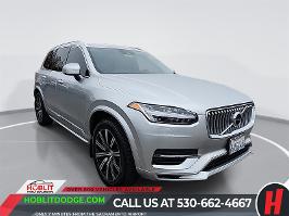 2021 Volvo XC90 with Bright Silver Metallic Exterior