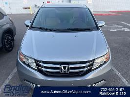 2017 Honda Odyssey with Silver Exterior