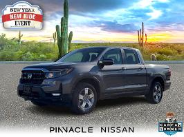 2025 Honda Ridgeline with Modern Steel Metallic Exterior