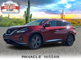 2019 Nissan Murano with Cayenne Red Pearl Metallic Exterior