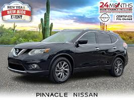 2016 Nissan Rogue with Magnetic Black Exterior