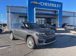 2023 Jeep Grand Cherokee 4Xe with Baltic Gray Metallic Clearcoat Exterior