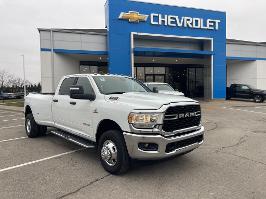 2024 Ram 3500 with Bright White Clearcoat Exterior