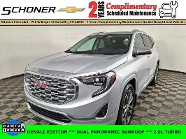 2018 GMC Terrain with Quicksilver Metallic Exterior