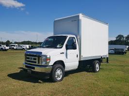 2025 Ford E-Series Cutaway with WHITE Exterior