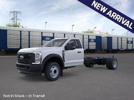 2026 Ford Super Duty F-550 DRW with Z1 Oxford White Exterior