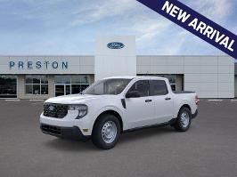 2026 Ford Maverick with Oxford White Exterior