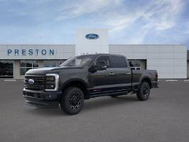 2025 Ford Super Duty F-350 SRW with UM AGATE BLACK Exterior