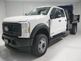 2025 Ford Super Duty F-450 DRW with Z1 OXFORD WHITE Exterior