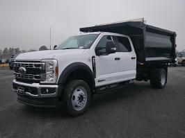 2026 Ford Super Duty F-550 DRW with Oxford White Exterior