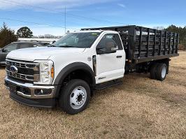 2025 Ford Super Duty F-550 DRW with WHITE Exterior