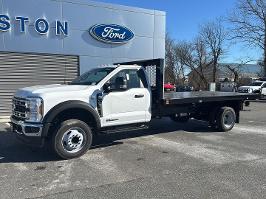 2025 Ford Super Duty F-550 DRW with WHITE Exterior