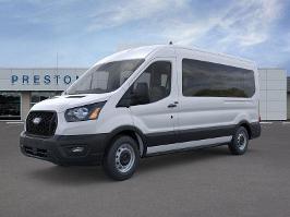 2026 Ford Transit Passenger Wagon with Oxford White Exterior