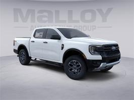 2025 Ford Ranger with Oxford White Exterior