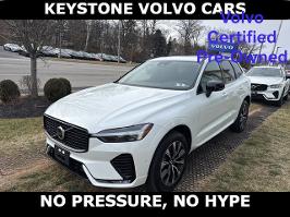 2025 Volvo XC60 with Crystal White Exterior